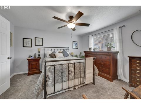 Tiny photo for 958 Bush Ln, Creswell, OR 97426 (MLS # 454518989)