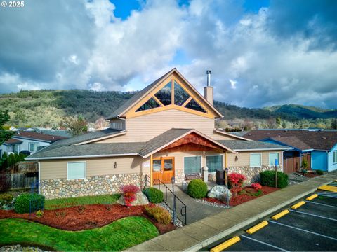 A home in Roseburg