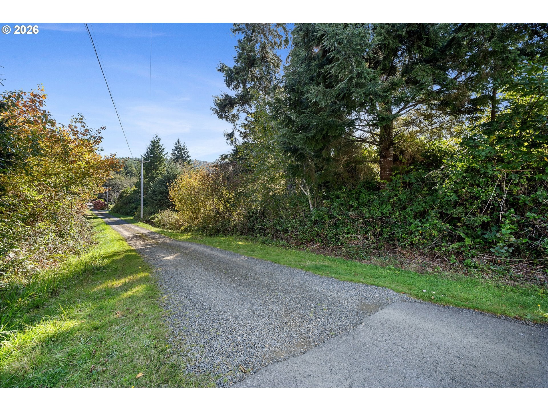 233 ROCK CREEK DR