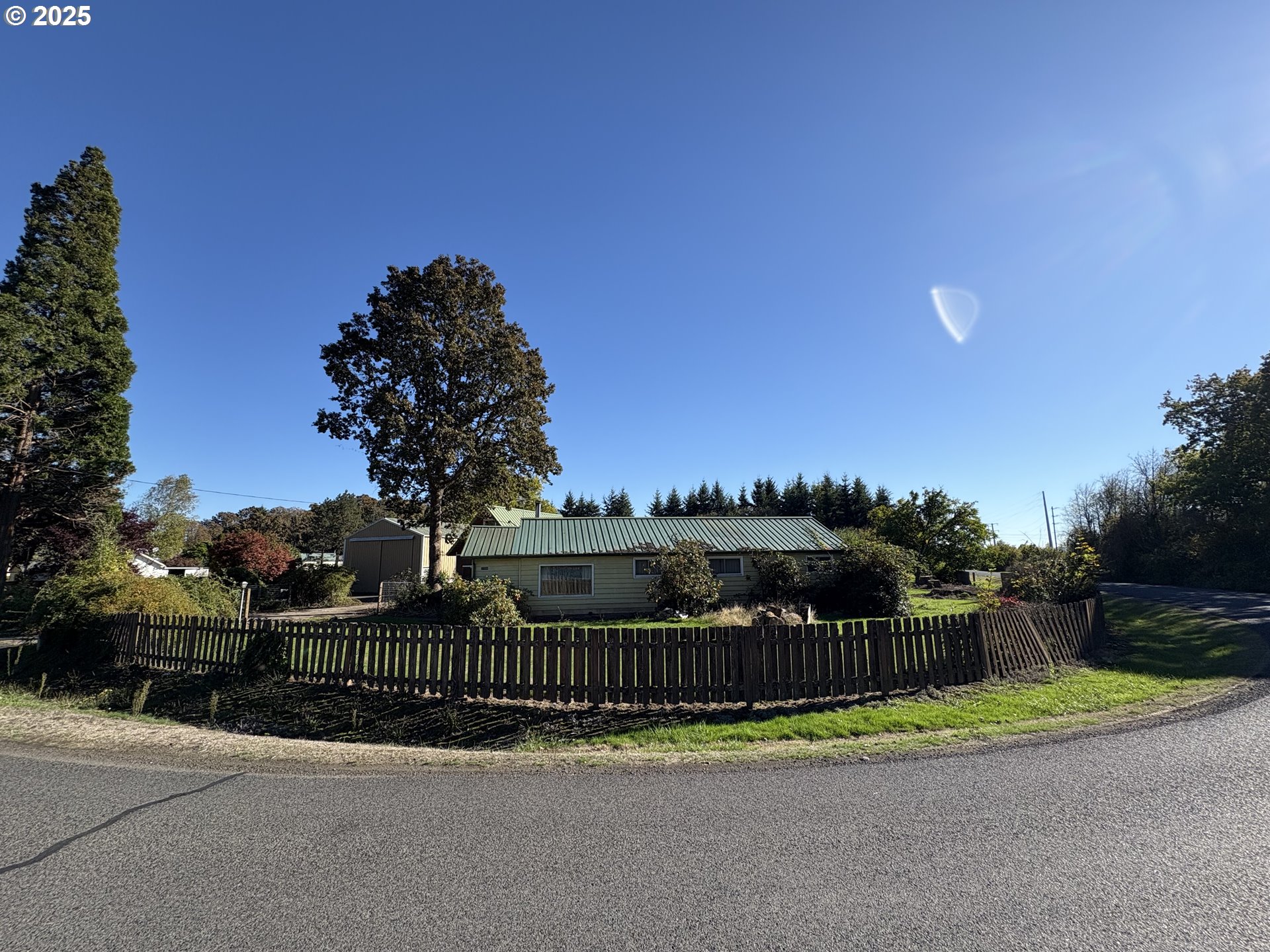 21504 NW BENDEMEER RD