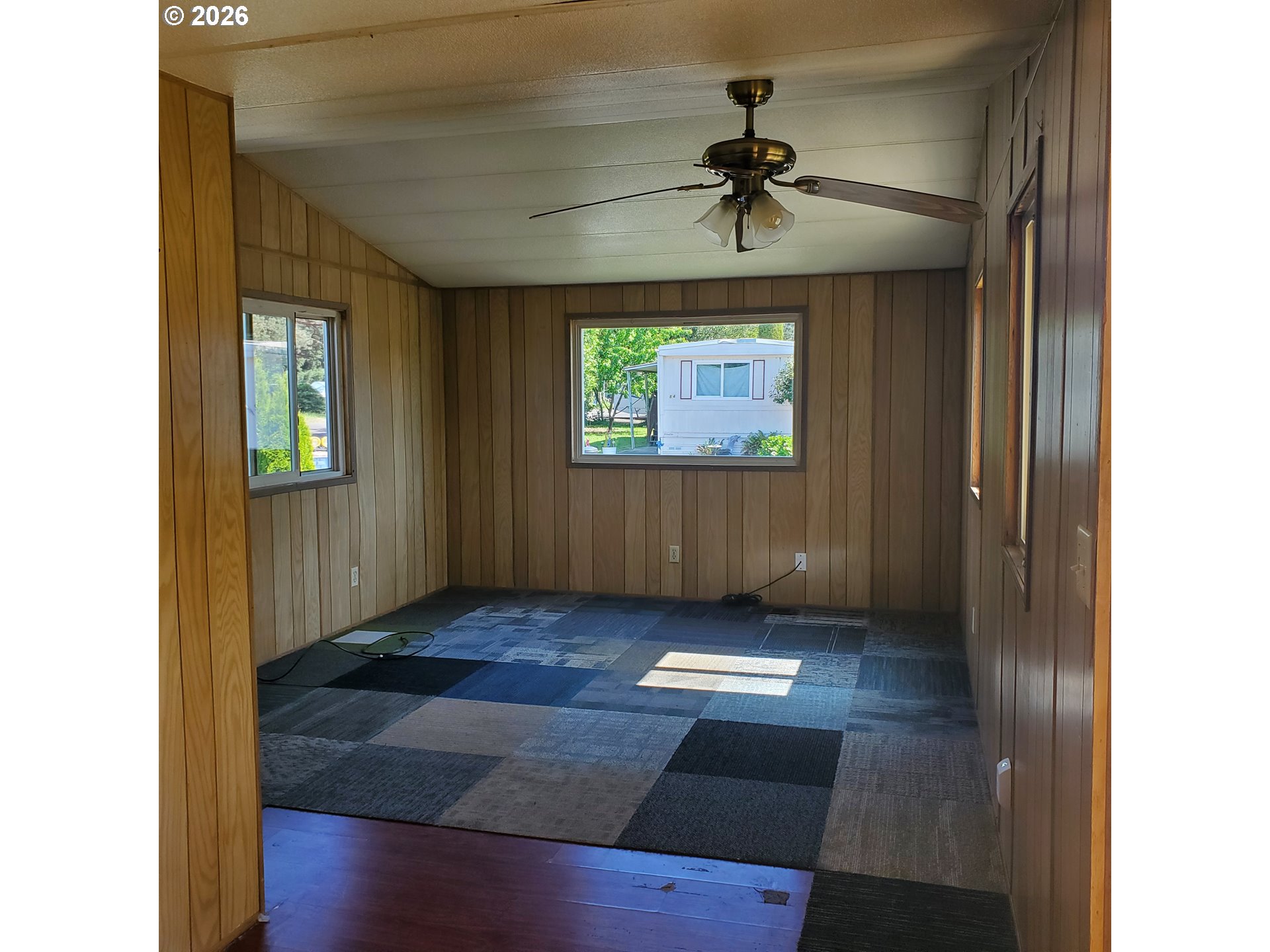 3950 COBURG RD 83
