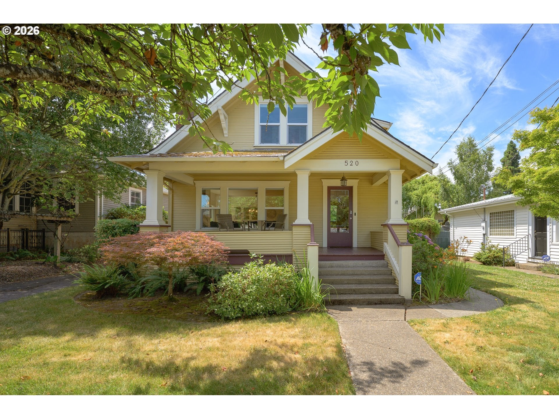 520 SE 1ST ST
