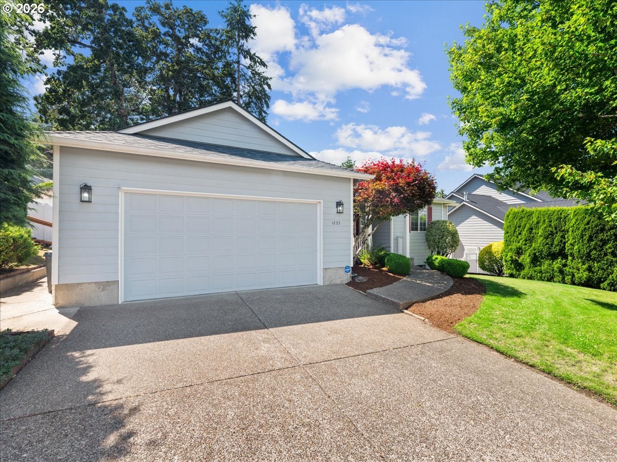 1233 SILAS CT NW