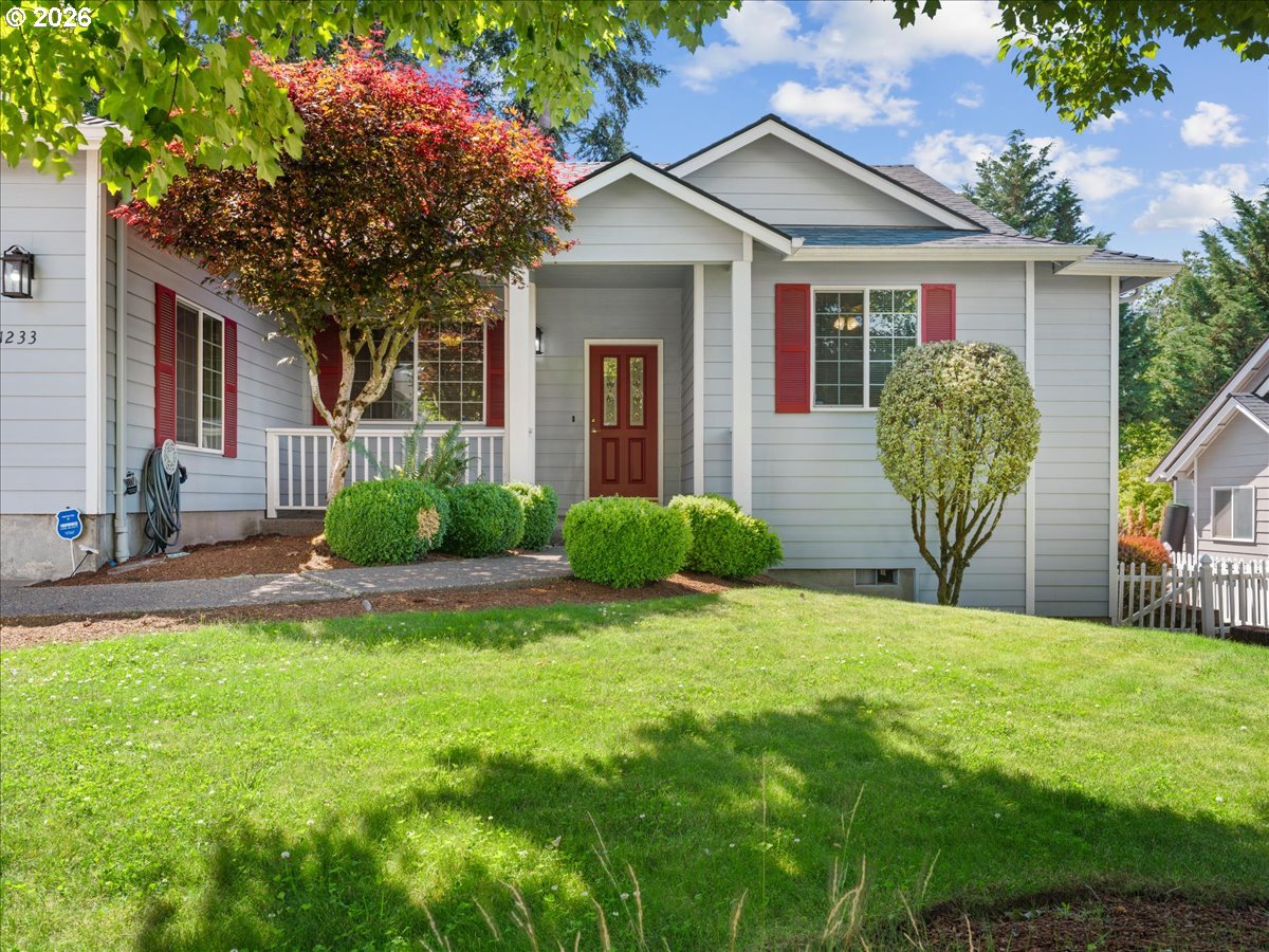 1233 SILAS CT NW