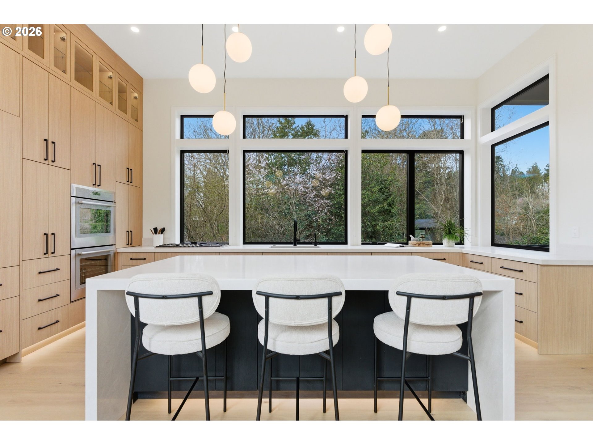 6233 SW HAMILTON WAY