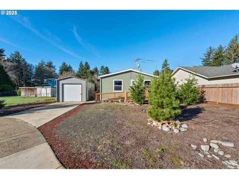 A home in Coos Bay