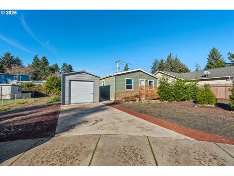 A home in Coos Bay