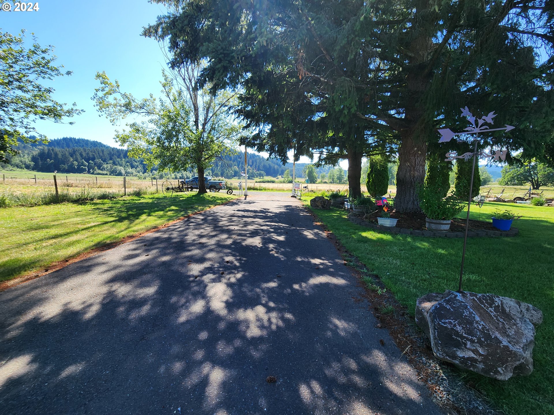 24496 VAUGHN RD
