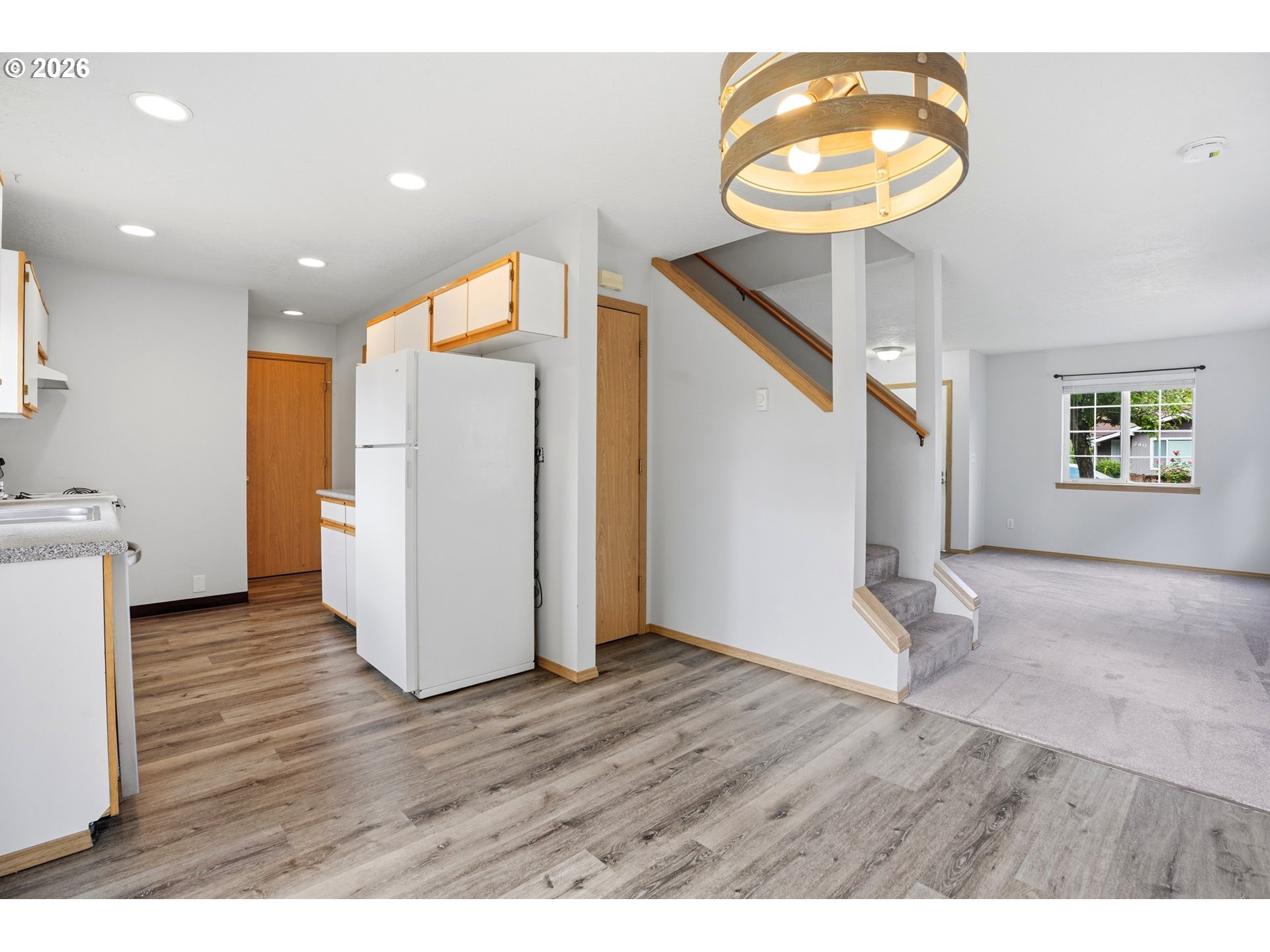231 SE ELLIOTT AVE