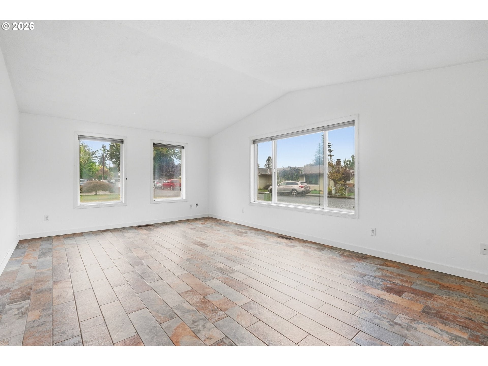 315 SW 5TH CT