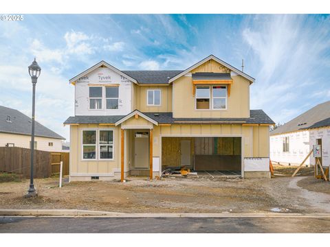 220 E 24TH AVE La Center WA 98629