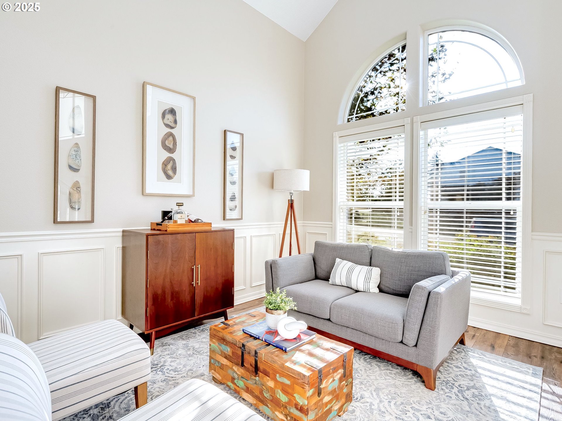3212 NW SIERRA DR