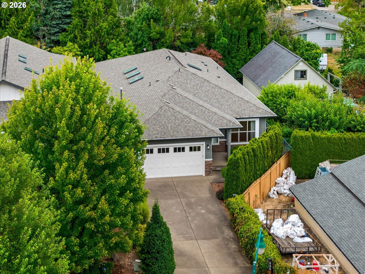 424 FOREST PL