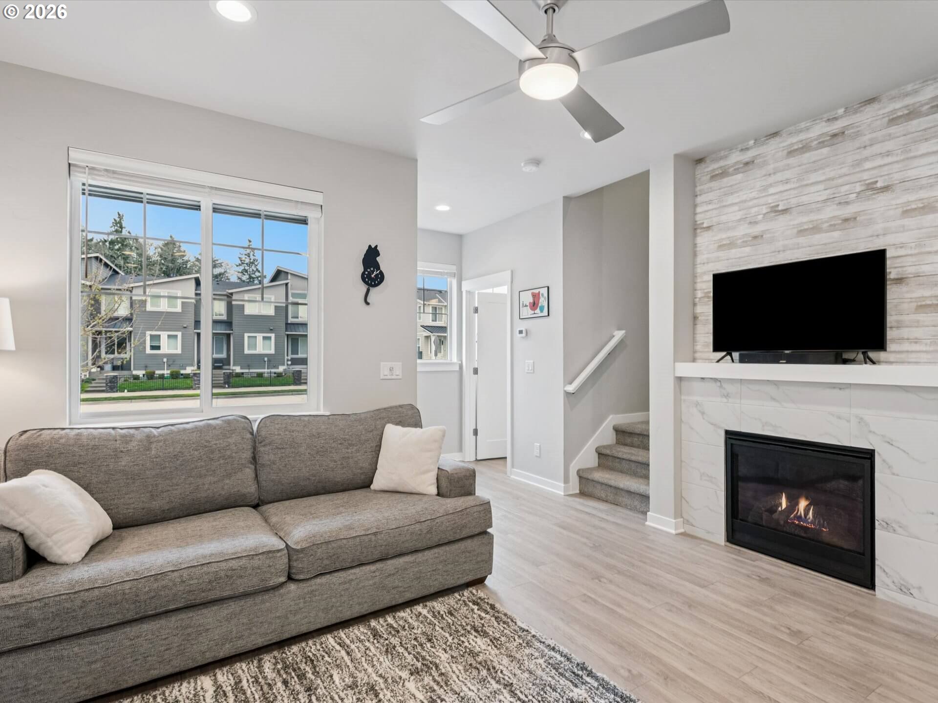 4023 SE CENTURY BLVD