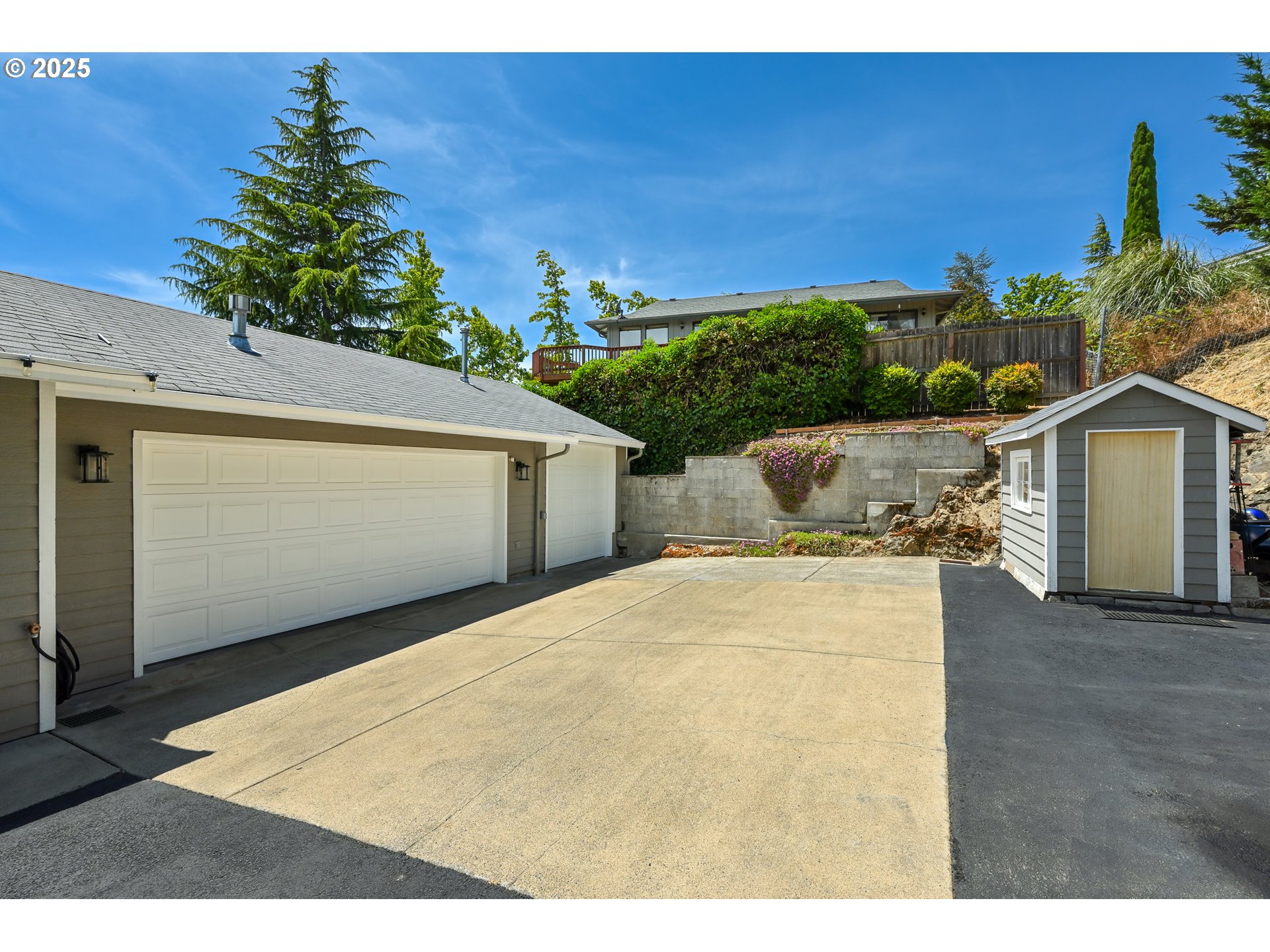 441 NW GALAXY DR