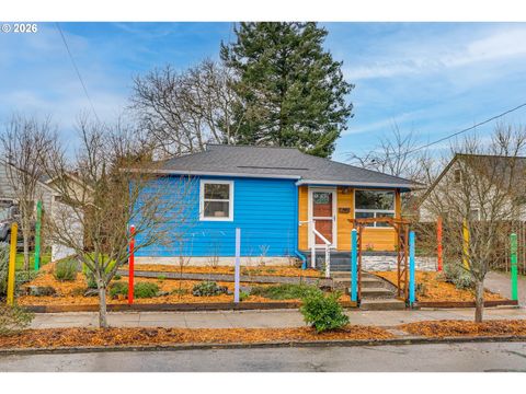 9560 N IVANHOE ST Portland OR 97203