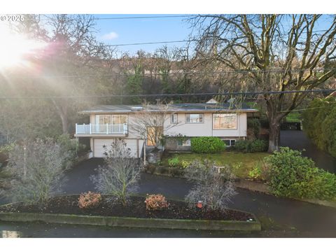 1610 Kelly AVE The Dalles OR 97058