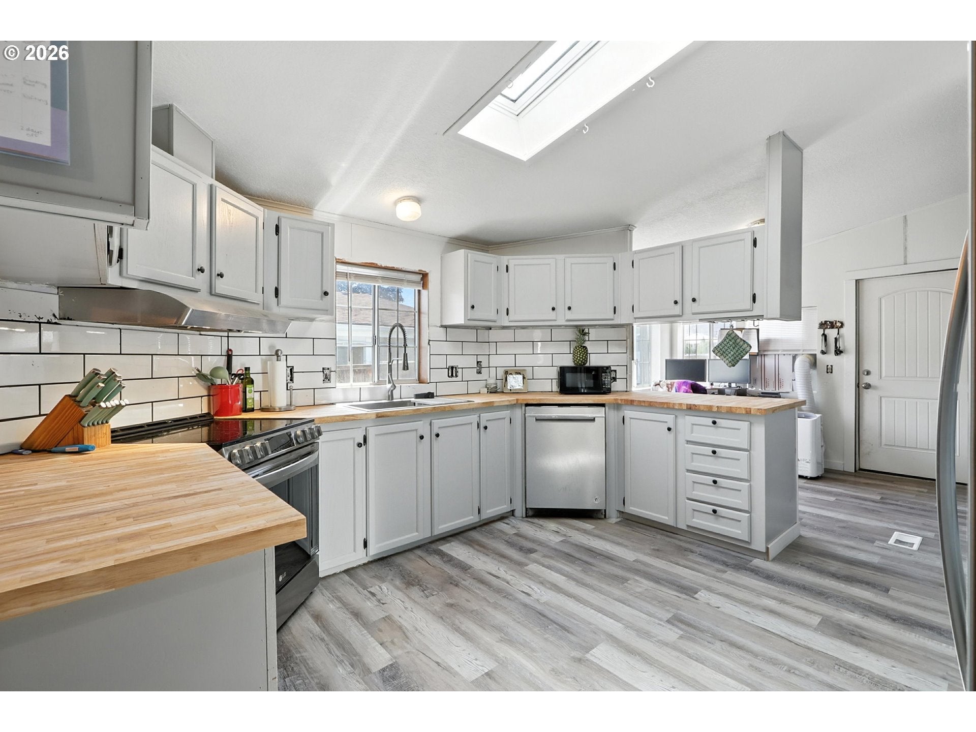 1000 S MCKERN CT 29