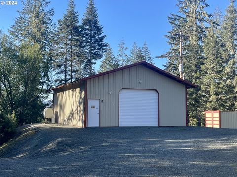 A home in Coquille