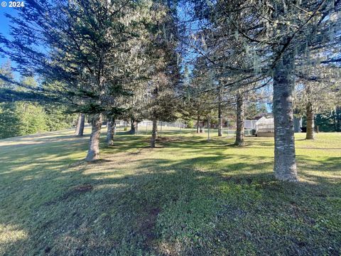 A home in Coquille