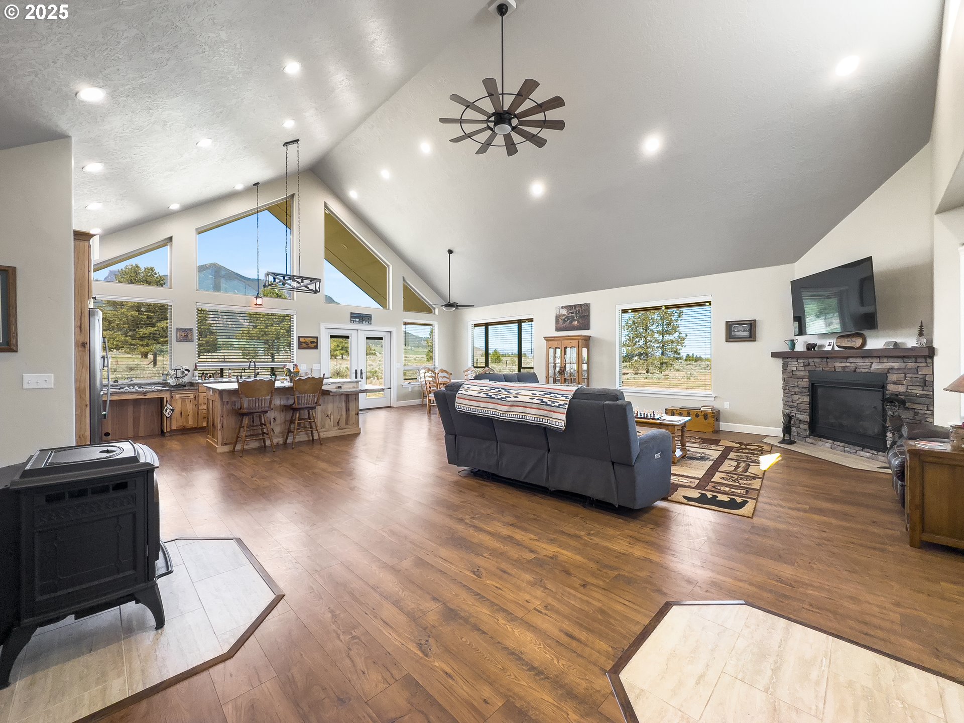 14488 BUTLER LN