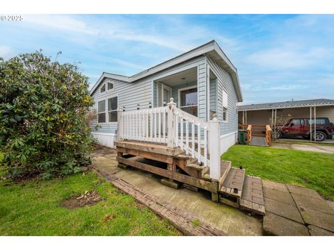 1413 HAWTHORNE AVE Reedsport OR 97467