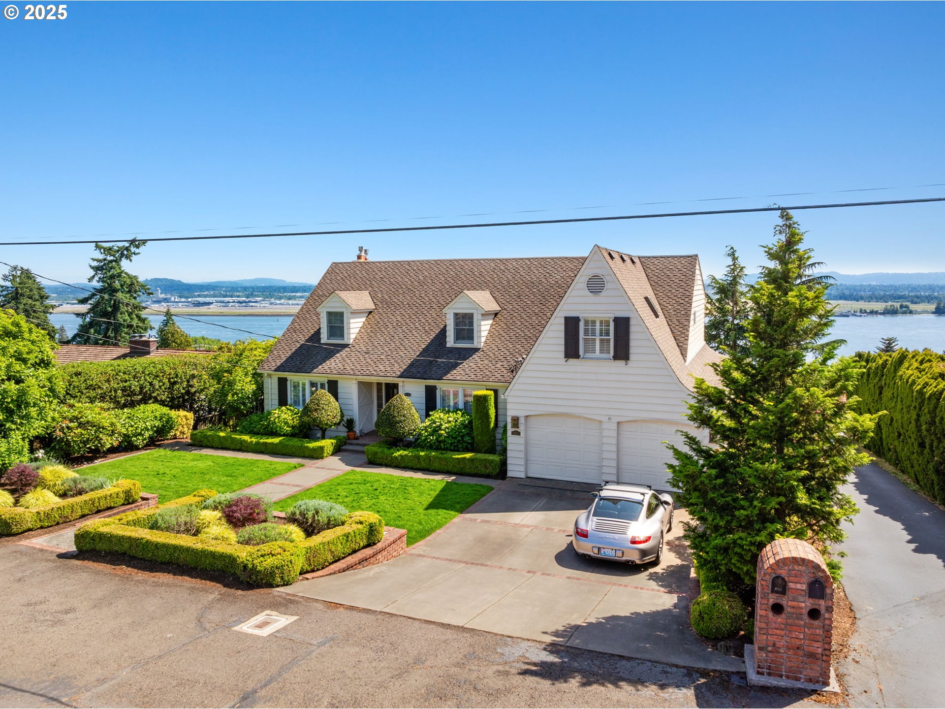 6413 BUENA VISTA DR