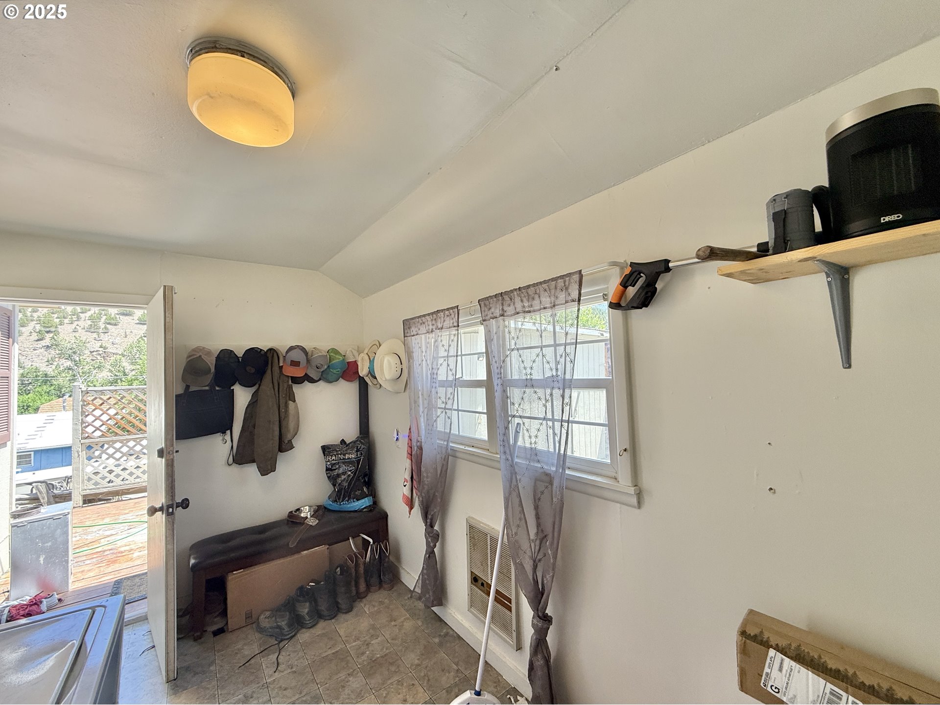 338 INLAND DR