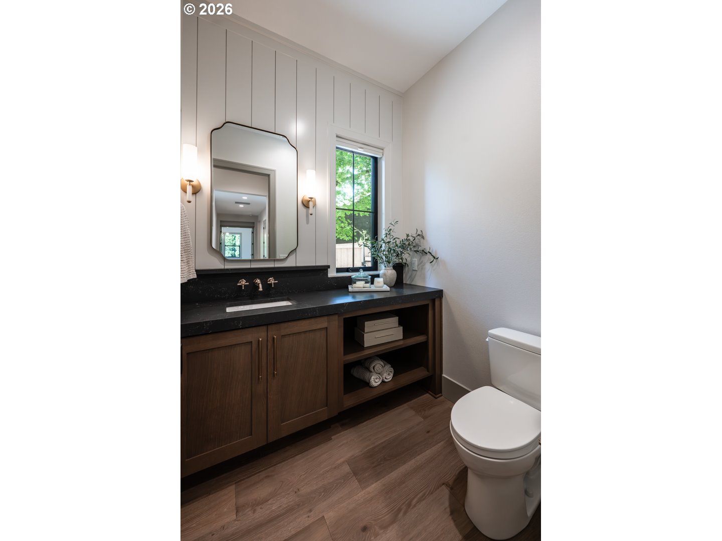 964 Country Commons LN
