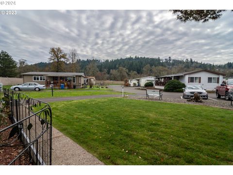 A home in Sutherlin