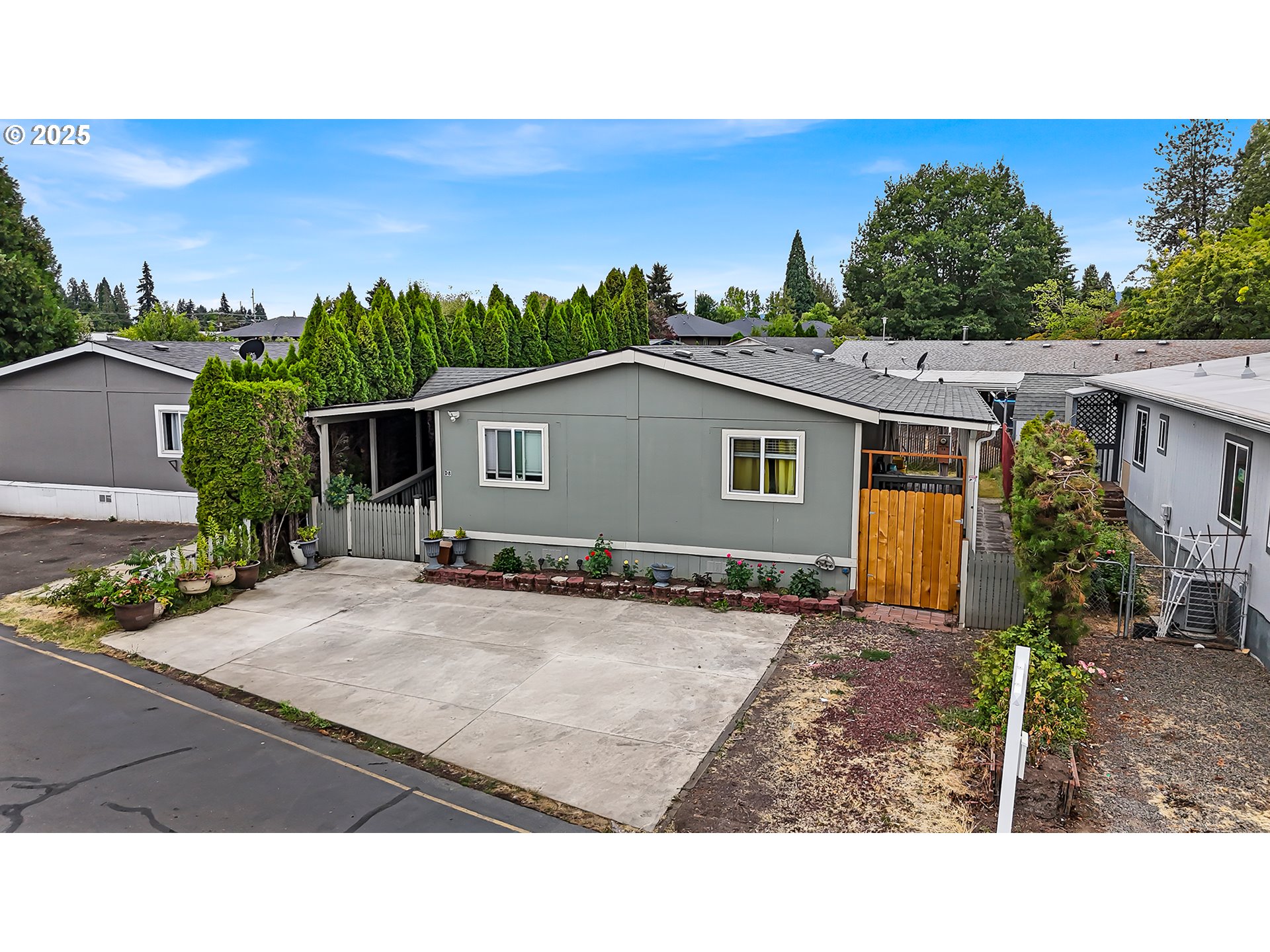 3831 PACIFIC AVE D8