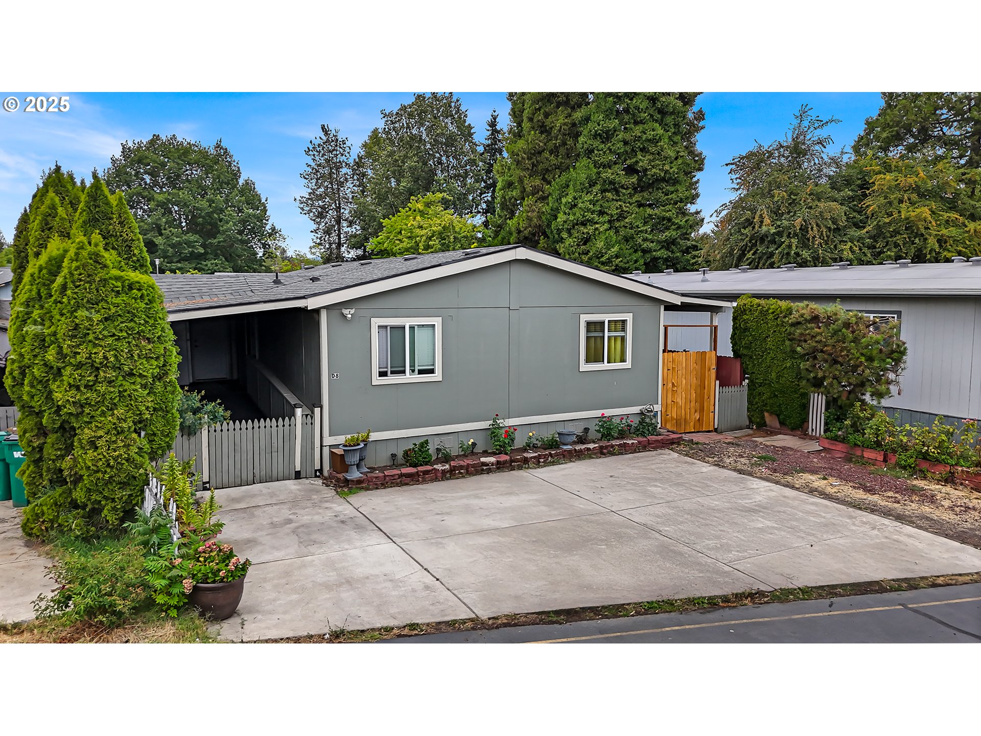 3831 PACIFIC AVE D8