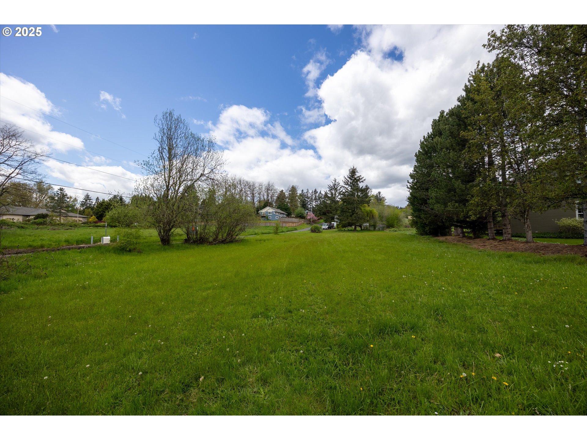 12396 CLARA LN