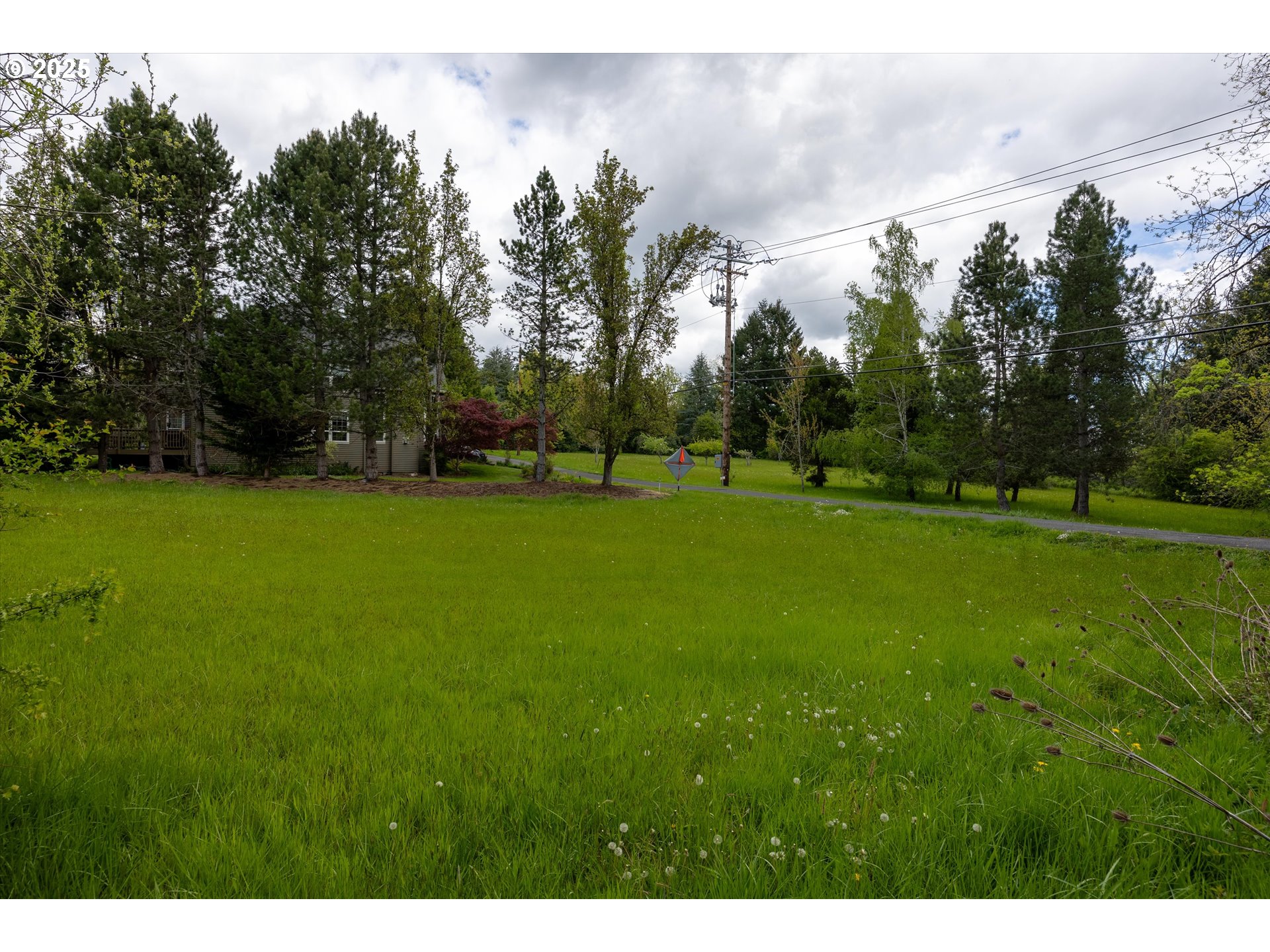 12396 CLARA LN
