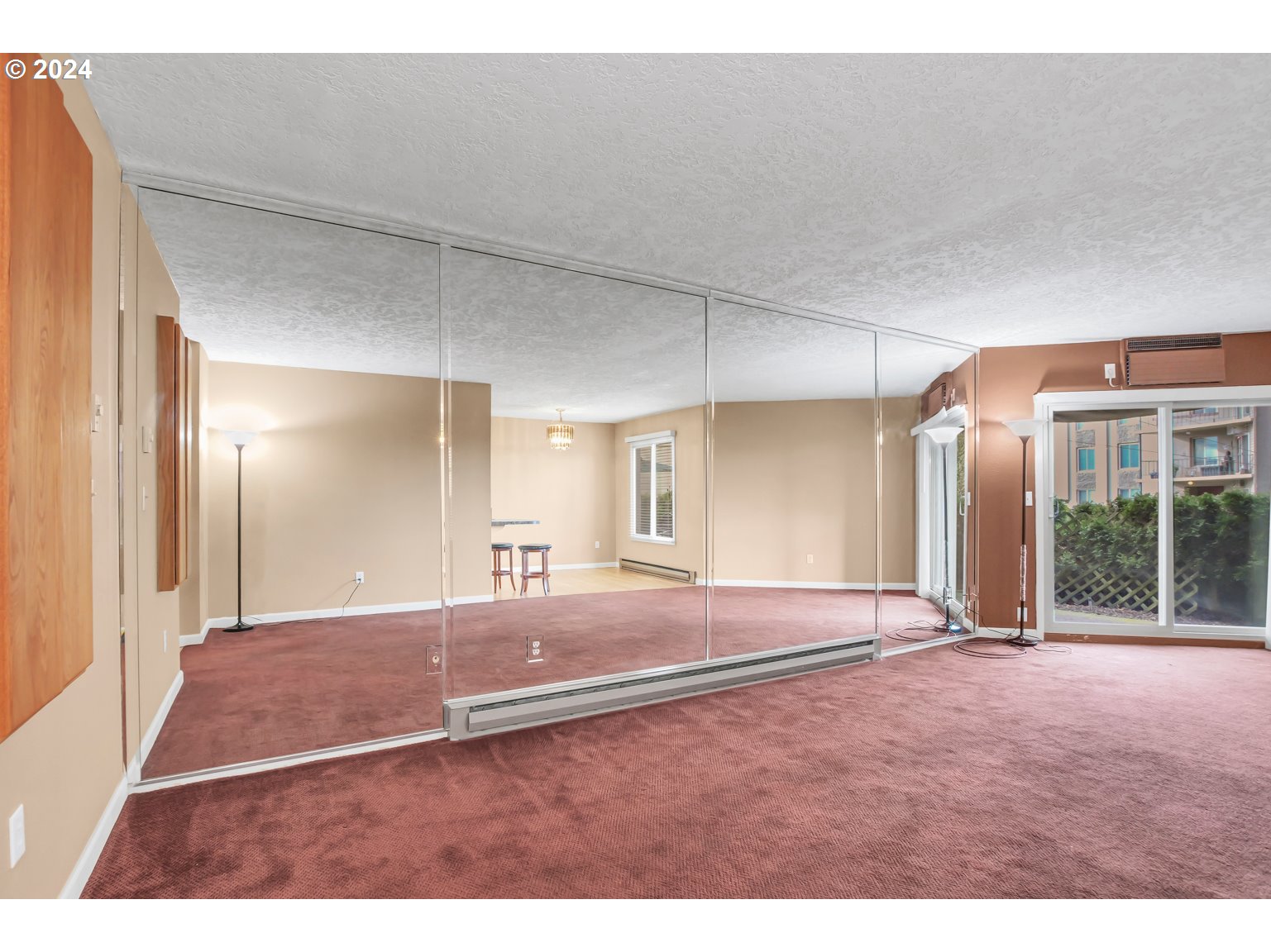 5585 E EVERGREEN BLVD 5103