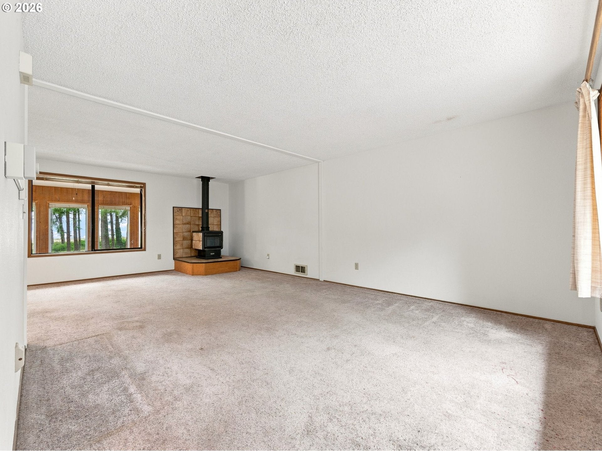 13706 TEAL LN