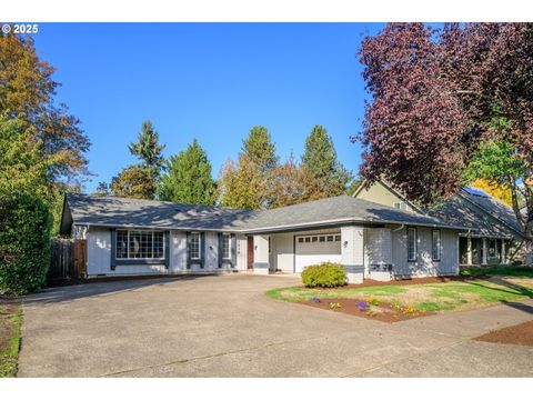 1215 CEDAR RIDGE DR Eugene OR 97401
