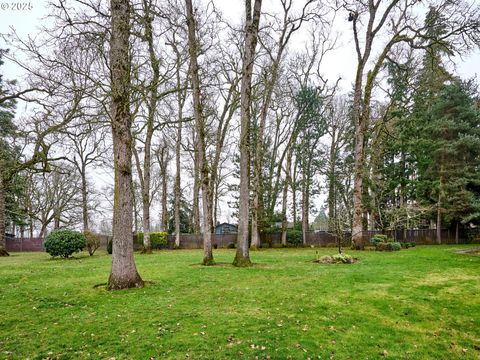 A home in Woodburn