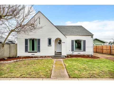 648 JUNIPER ST Junction City OR 97448