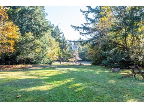 A home in Port Orford