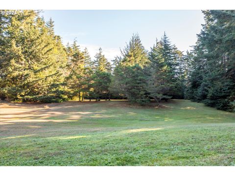 A home in Port Orford