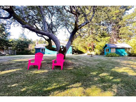 A home in Port Orford