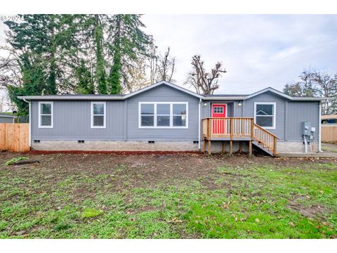 A home in Cottage Grove