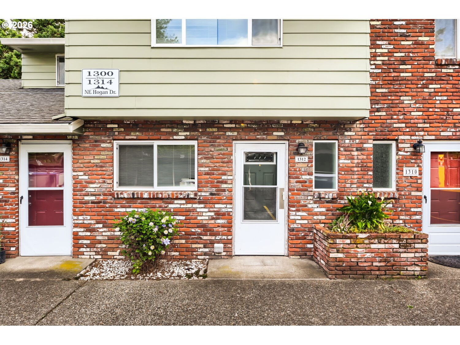 1312 NE HOGAN DR 164