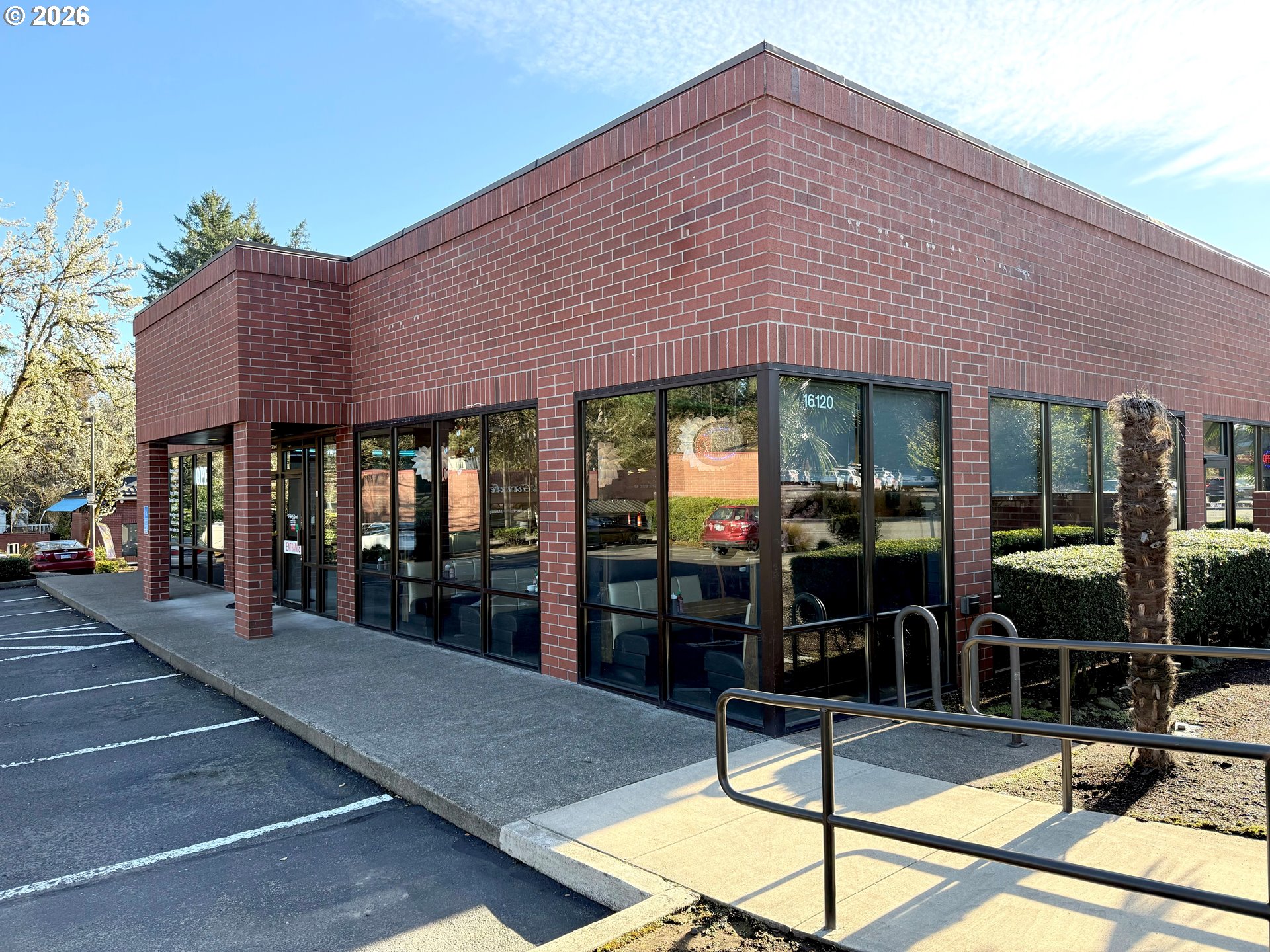 16120 BOONES FERRY RD