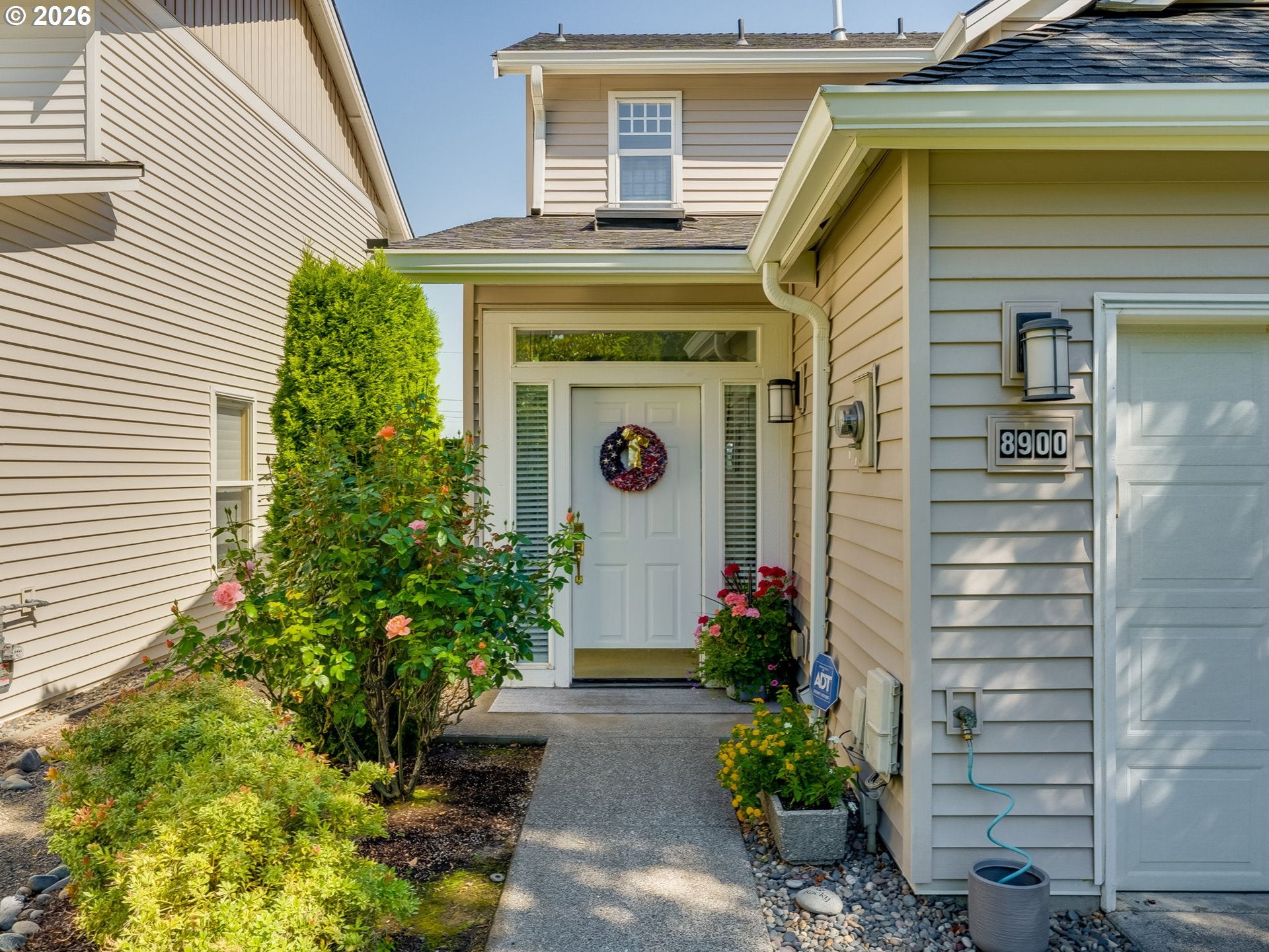 8900 NE 17TH CIR 30