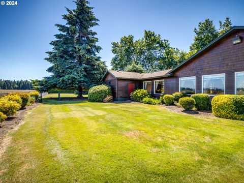 A home in Hubbard