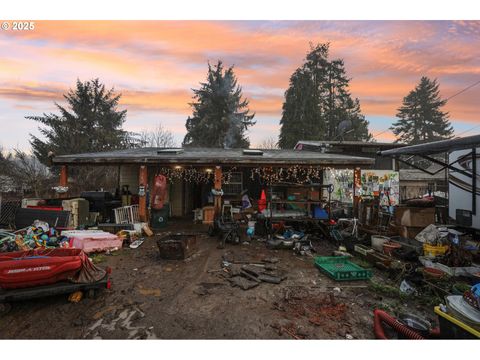 A home in Vernonia