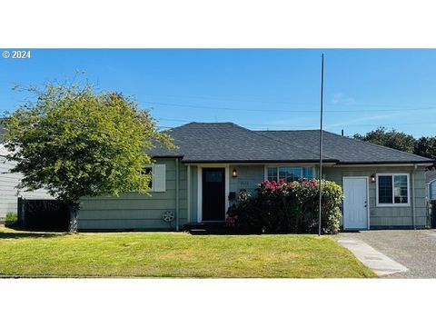 A home in Coos Bay