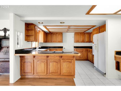 Tiny photo for 36250 Enterprise Rd, Creswell, OR 97426 (MLS # 392440823)
